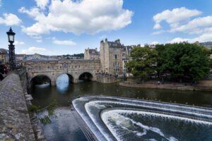 Castles Sprachkurse in Basel, Thalwil und Zug, sprachaufenthalt uk Grossbritannien England great britain bath buchen sprachreise englisch sprache lernen