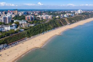 Castles Sprachkurse in Basel, Thalwil und Zug, sprachaufenthalt uk Grossbritannien England great britain bournemouth buchen sprachreise englisch sprache lernen