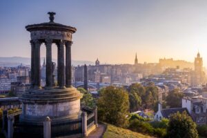 Castles Sprachkurse in Basel, Thalwil und Zug, sprachaufenthalt uk edinburgh schottland england grossbritannien buchen sprachreise englisch sprache lernen