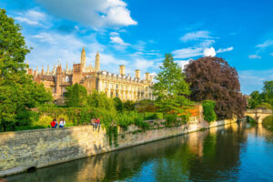 Castles Sprachkurse in Basel, Thalwil und Zug, sprachaufenthalt uk cambridge st.giles Grossbritannien England great britain buchen sprachreise englisch sprache lernen