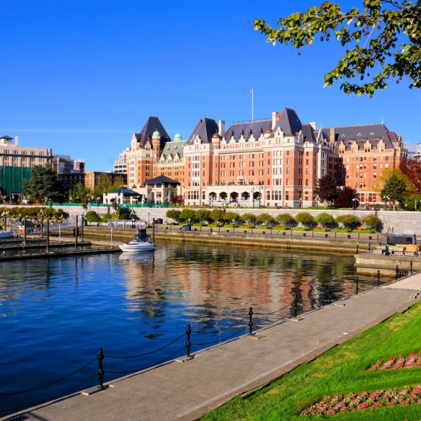 Castles Sprachkurse in Basel, Thalwil und Zug, sprachaufenthalte Kanada Canada Victoria Harbour